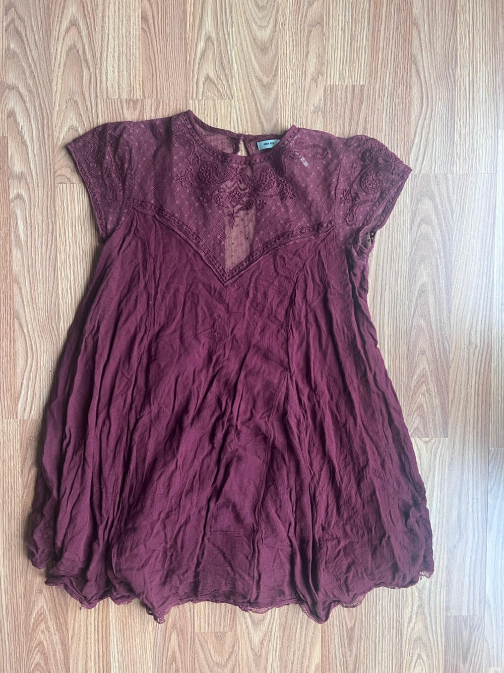 Kimchi Blue Burgundy Lace-Detail Women's Chemise